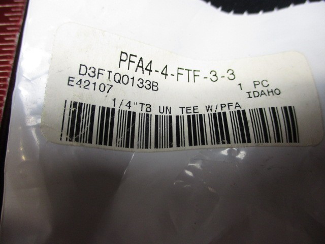 Swagelok PFA4-4-FTF-3-3 1/4″ TB UN TEE W/PFA