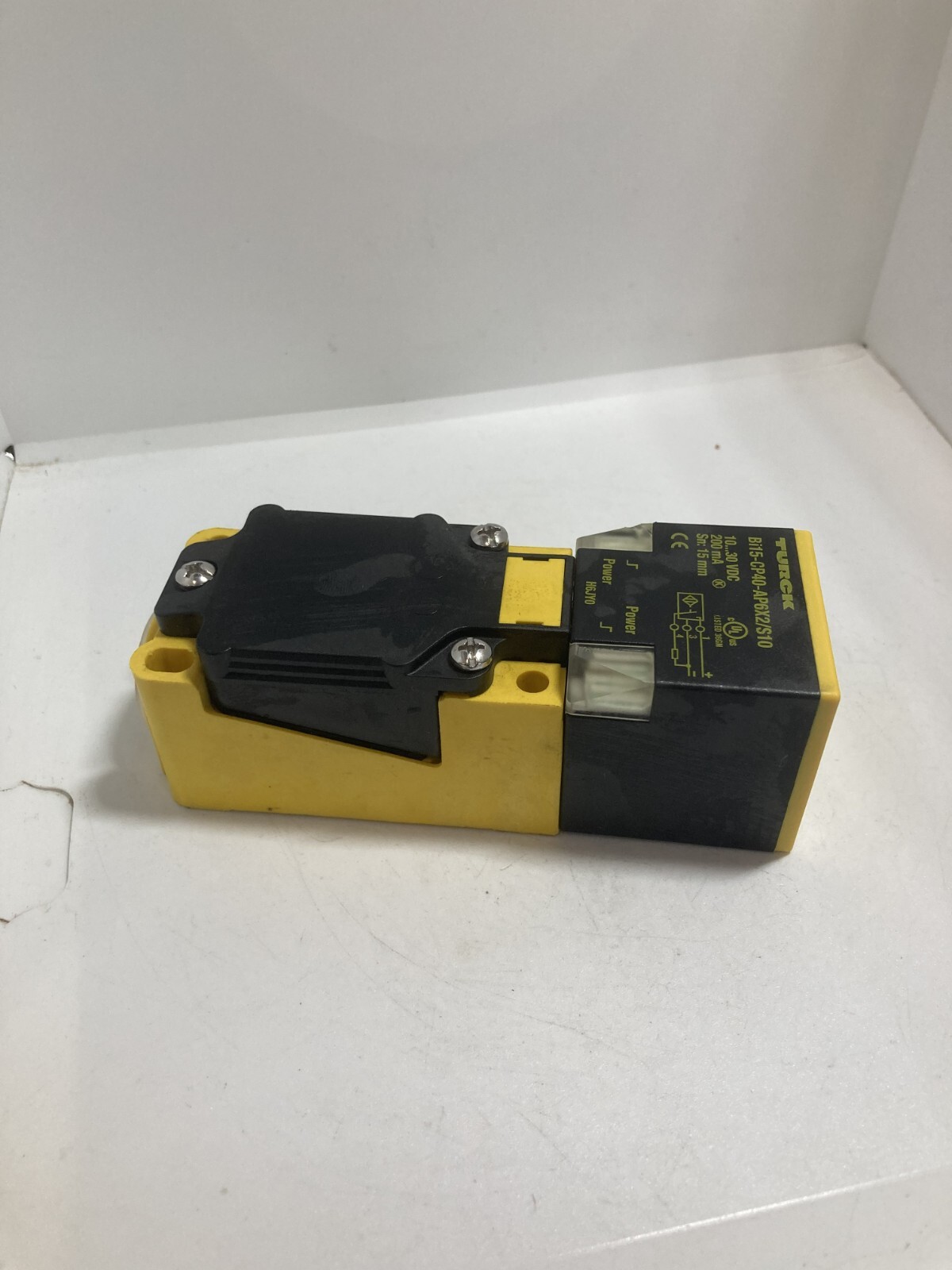TURCK BI15-CP40-AP6X2/S10 PROXIMITY SENSOR 10-30VDC 200MA 15MM SENSING NNB