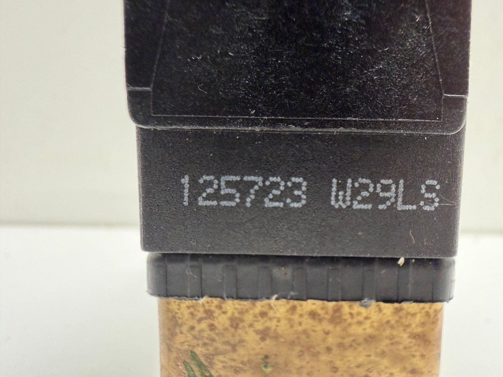 NEW OLD STOCK! BURKERT 87PSI 24V SOLENOID VALVE 125723