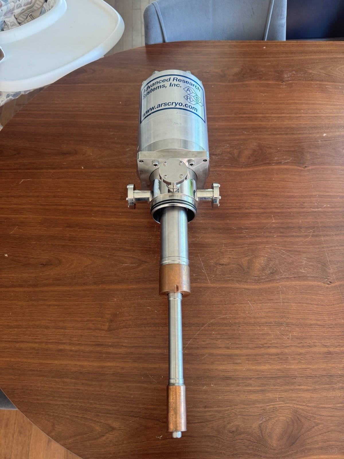 Advanced Research Systems DE-202NF Flat Flange Cold Head Cryocooler