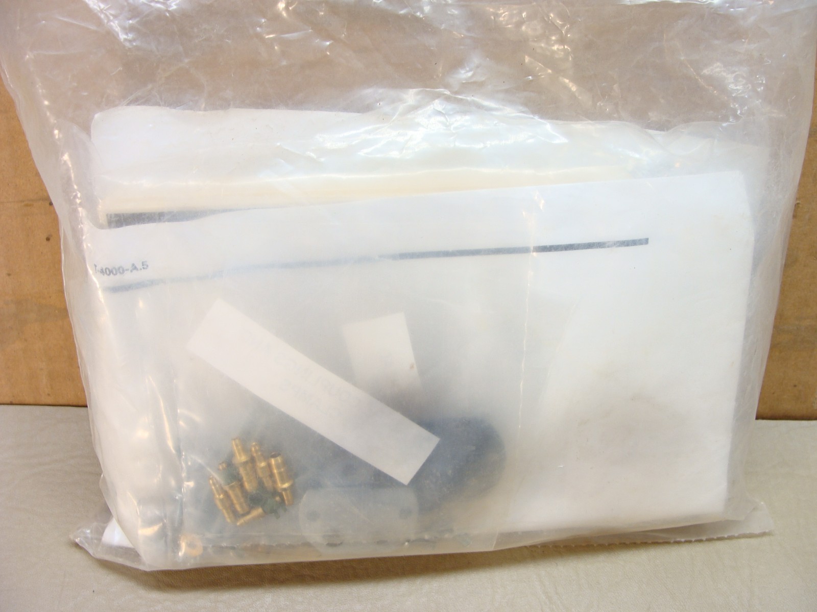 NEW sealed Johnson Controls T-4000-605 conversion kit for pneumatic thermostat