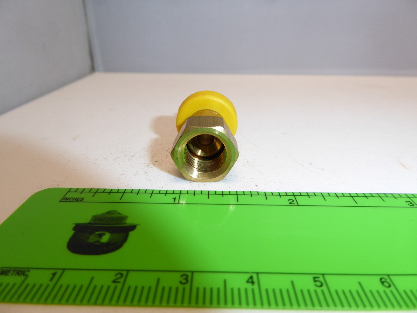 Parker 30882-4-4B Brass 7/16-20 x 1/4” Straight Swivel Hose Barb Adapter NEW