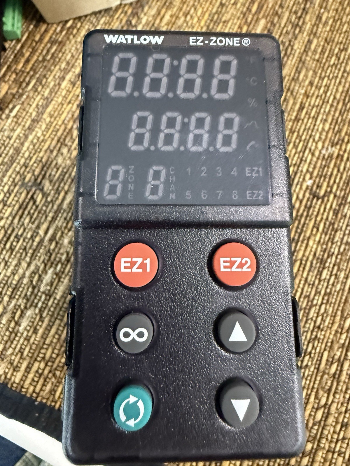 WATLOW PM8C2EJ-1AAAAAA