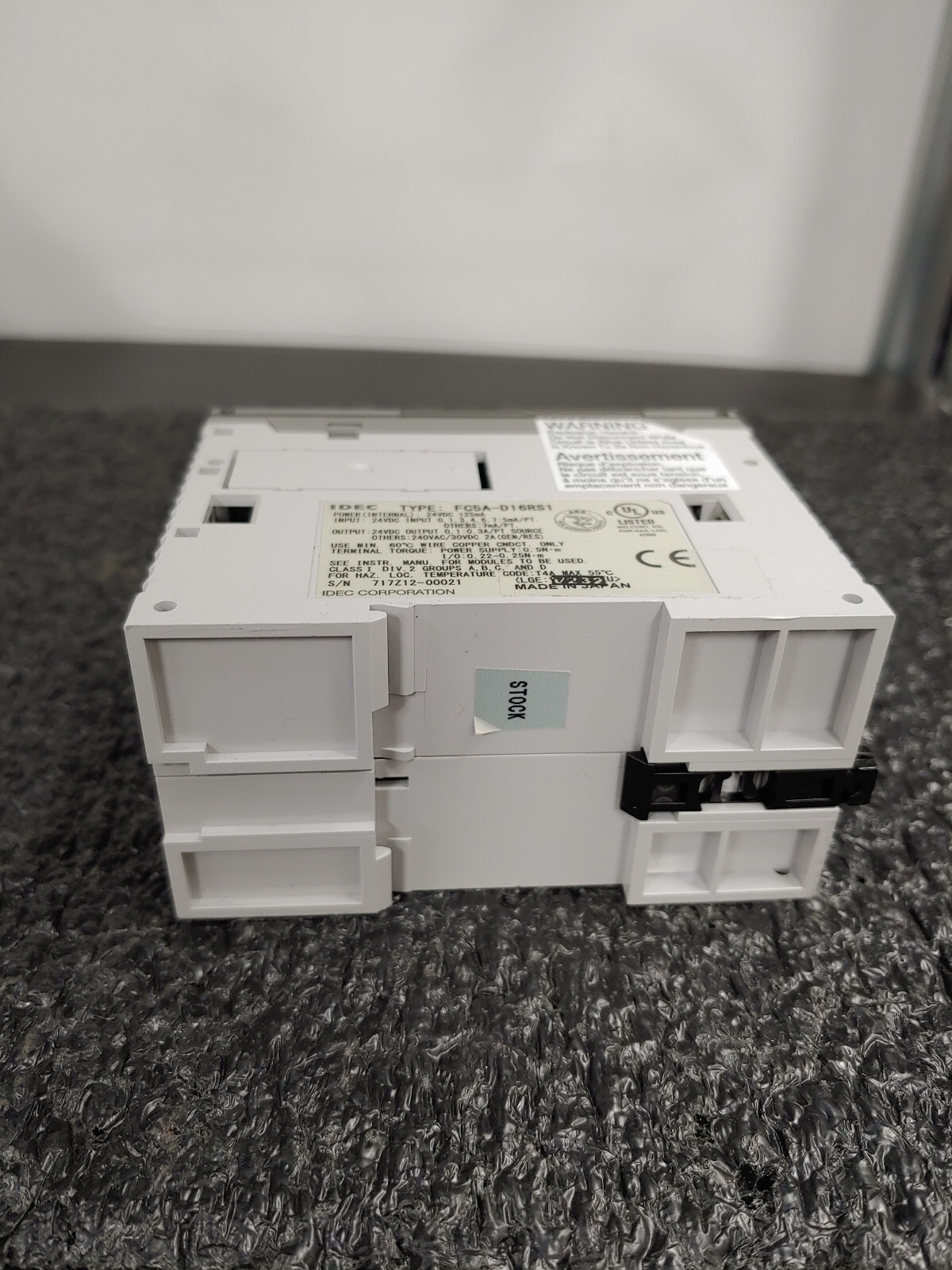 IDEC MICROSMART PENTRA FC5A-D16RS1 PLC 16I/O CPU Relay/Src Output Module