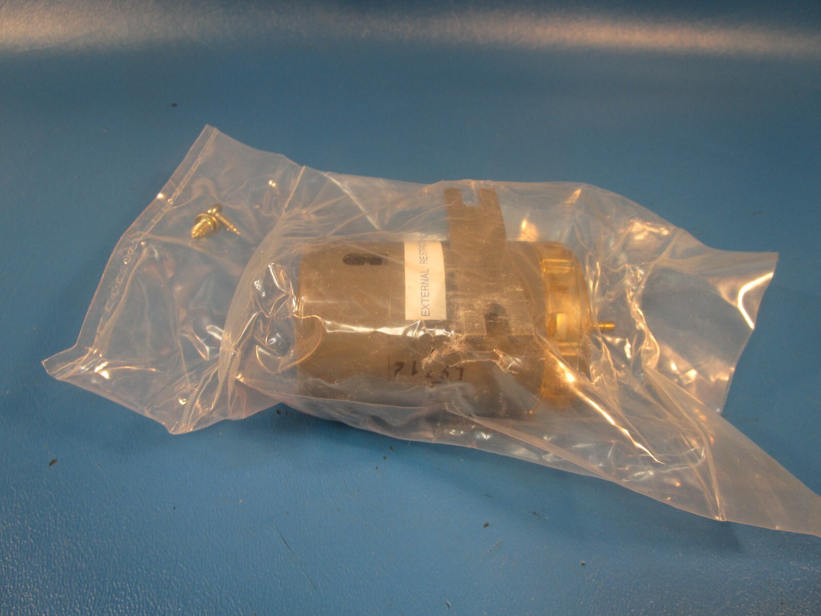 JOHNSON CONTROL EP8000-3, Electro-Pneumatic Transducer, Low Volume, Non-Relay