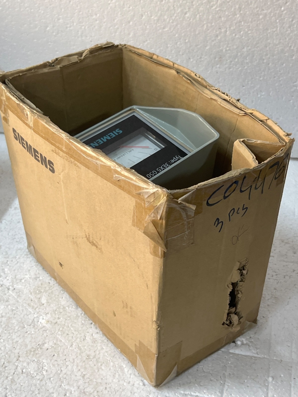 Siemens 3EX5 050 Surge Counter 3RX5050