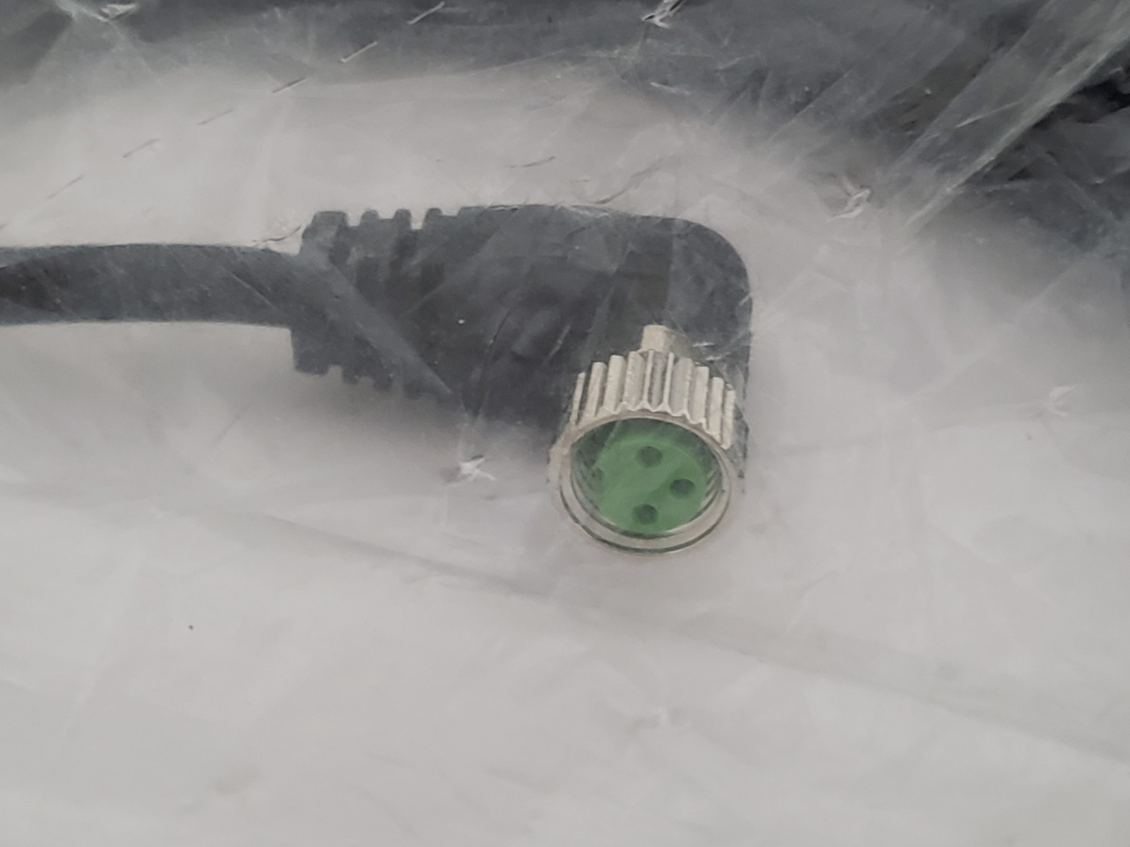 MURR ELEKTRONIK 7000-08081-6101000 CABLE M8 60V AC/DC FEMALE CONNECTOR 90° NIB