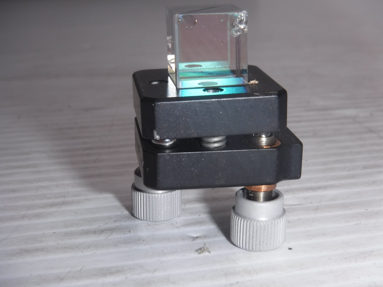 Thorlabs KMS Compact Kinetic Mirror Mount