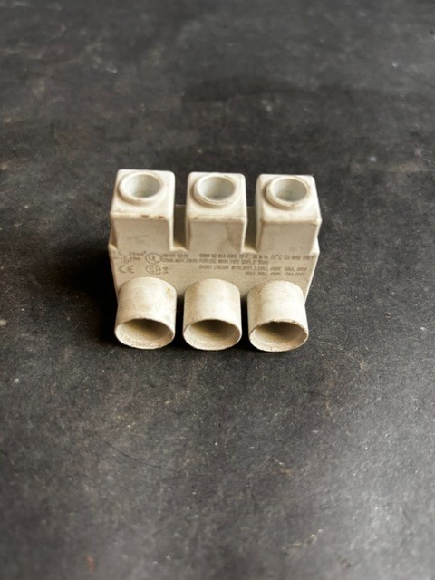 SIEMENS 3RV1925-5EB TERMINAL BUSBAR ($6 OBO)