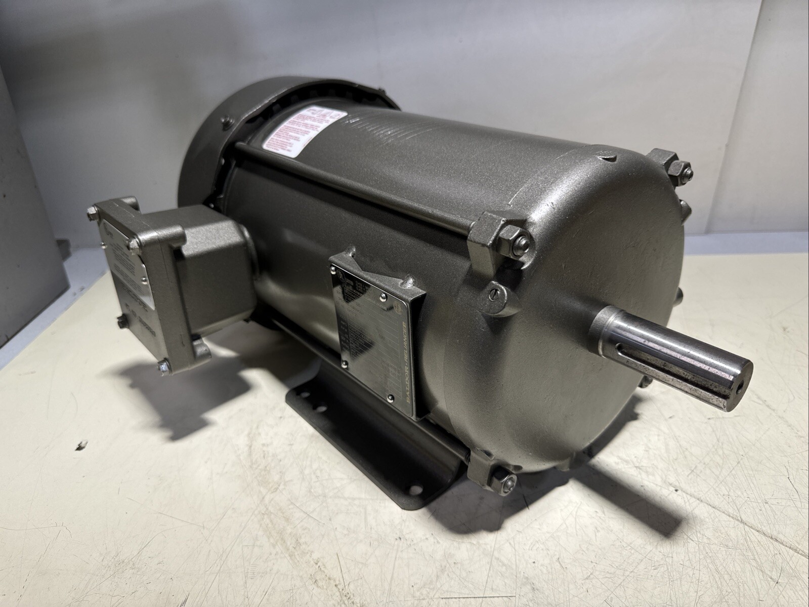 *NEW* Baldor EM7072T 36J536S042G1 5 3HP 230/460 190/380V 11.8/5.9 8.8/4.4A