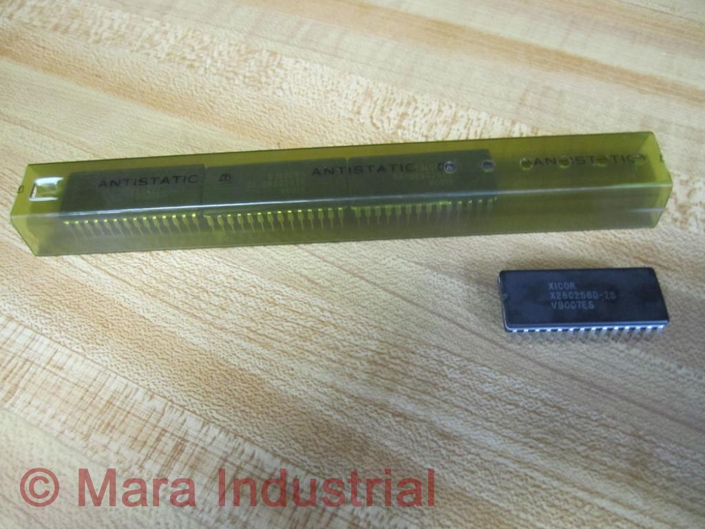XICOR X28C256D-25 Integrated Chip X28C256D25 (Pack of 4)