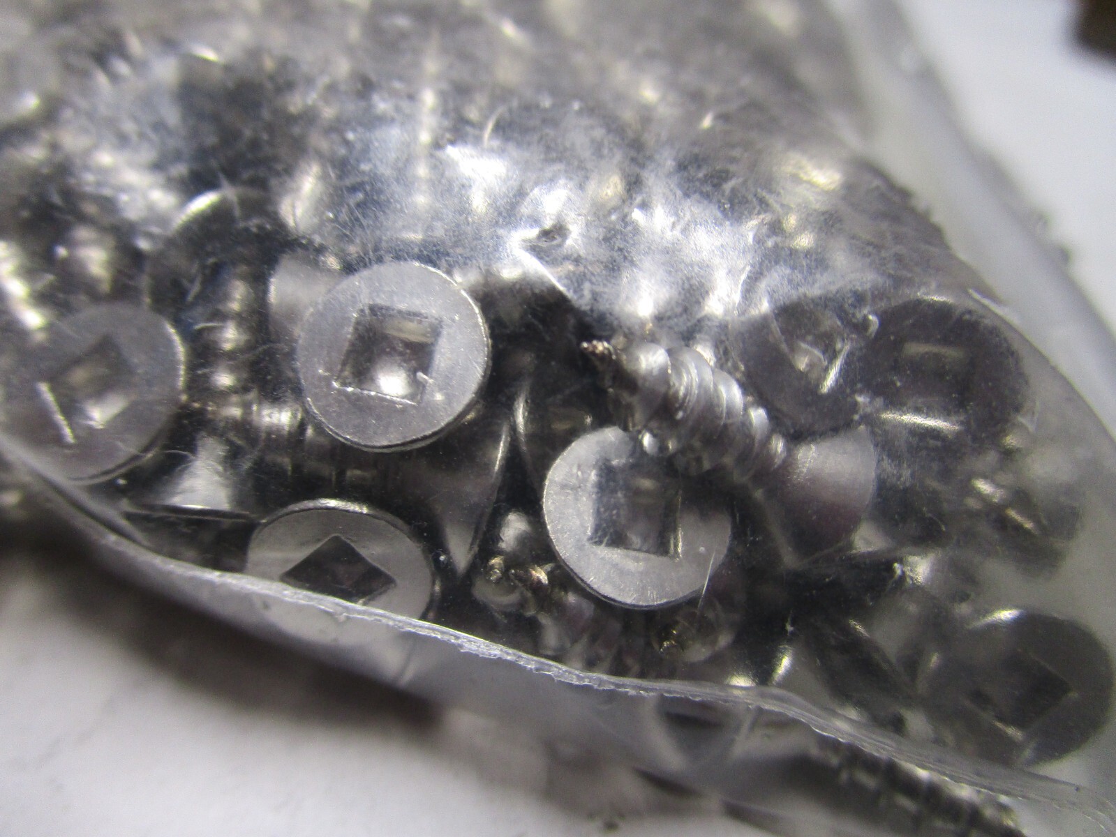 #8-15 x 1/2″ Square Flat Head Grade 18-8 Type A Pt S/S Sheet Metal Screw QTY 500