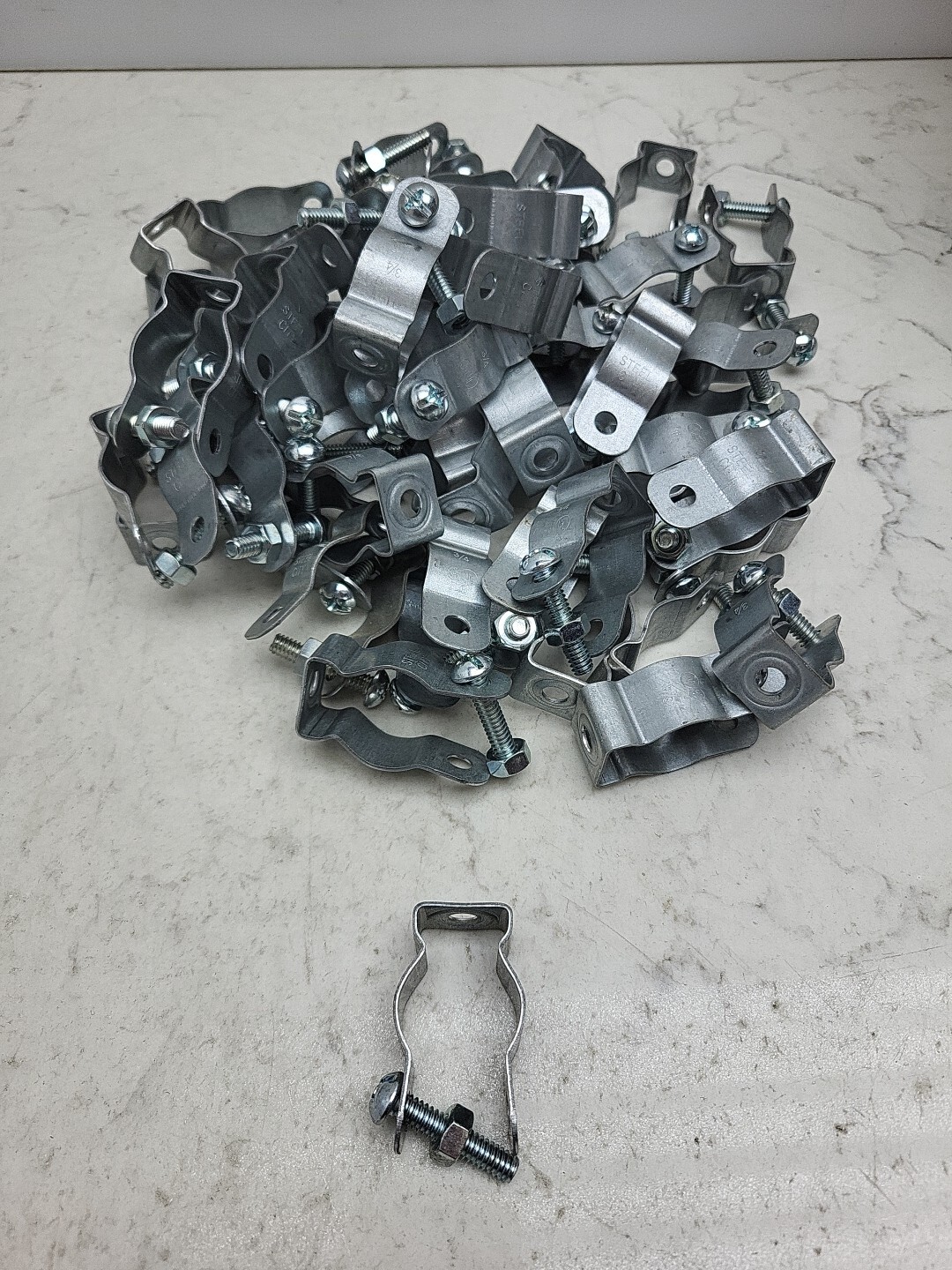 88 Pack Mixed Lot Steel City 6H1-B Conduit Hanger w/ Bolt For 3/4″ Some NOT Galv