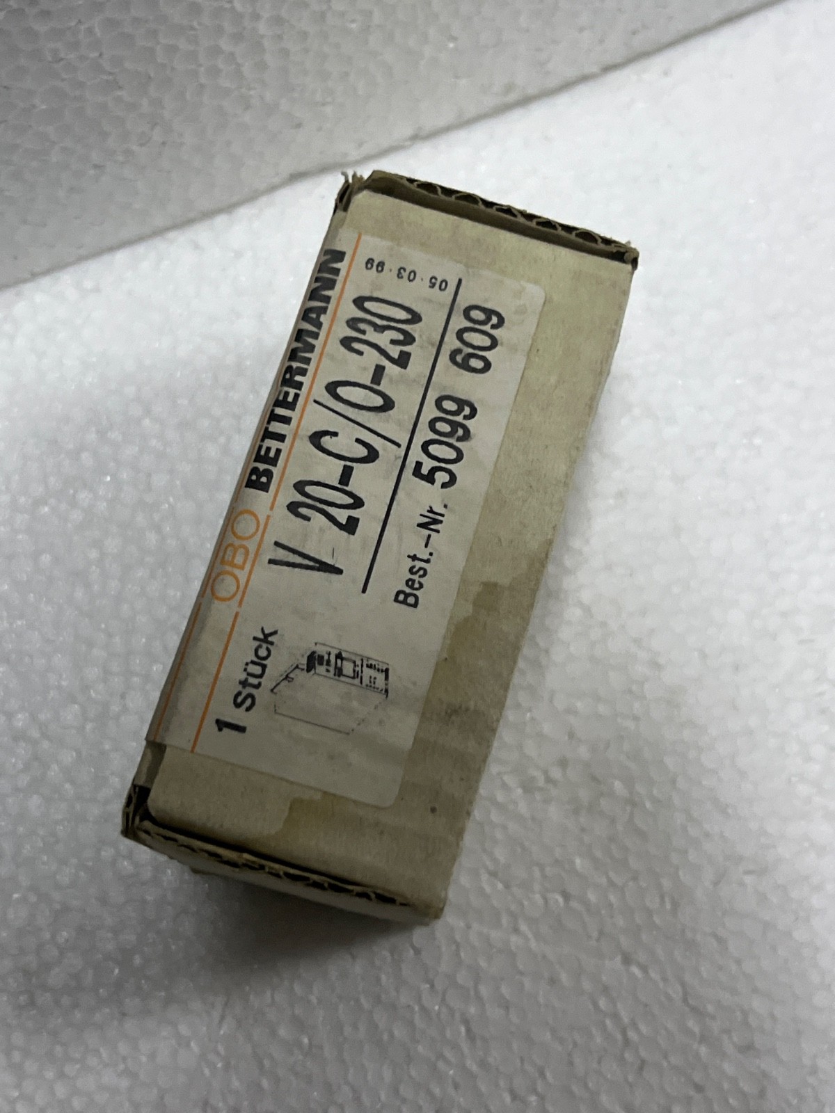 OBO BETTERMANN V 20-C/0-230 Surge Protector