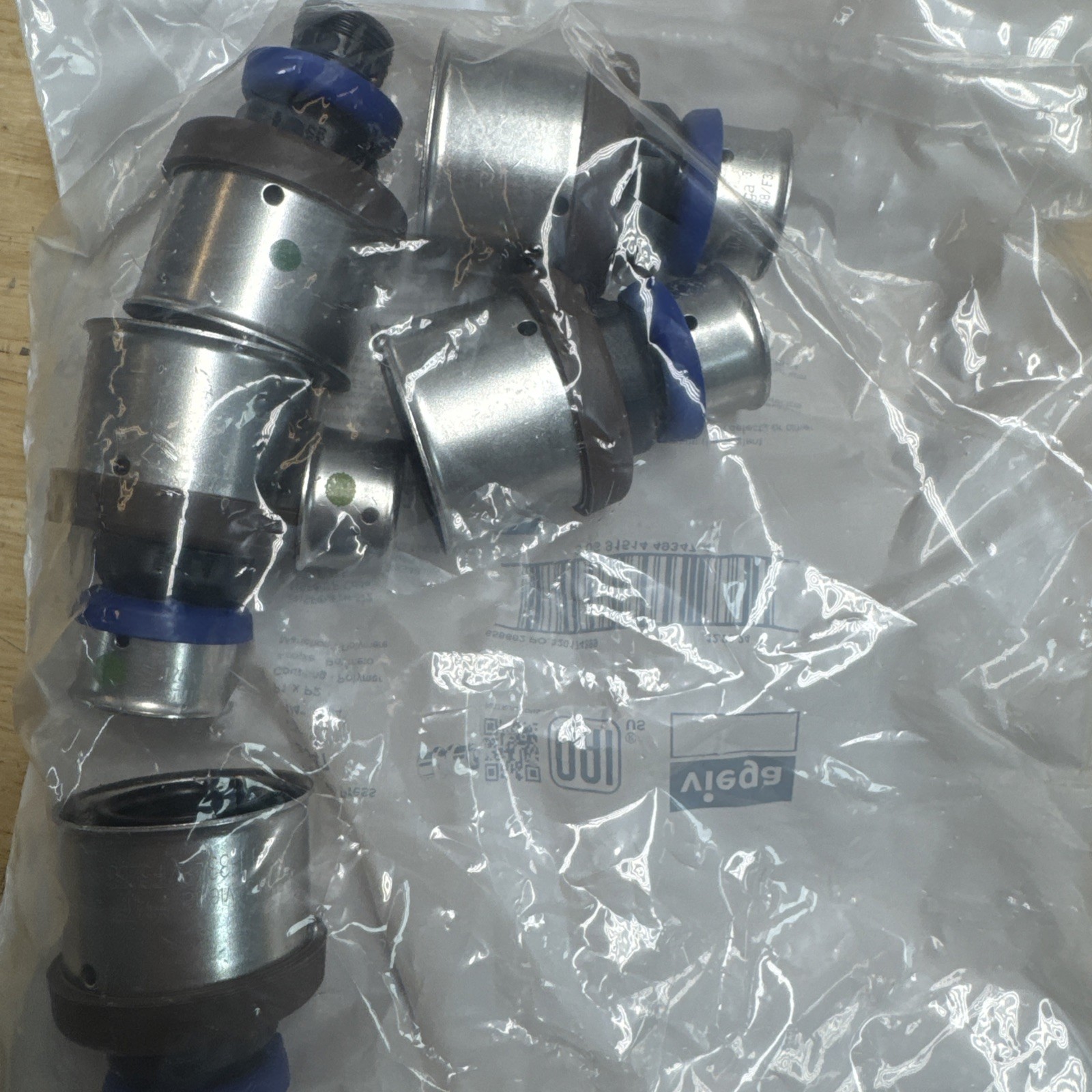 5. Viega 49347 PureFlow Press Coupling Polymer 3/4 x 1-1/4 Inch