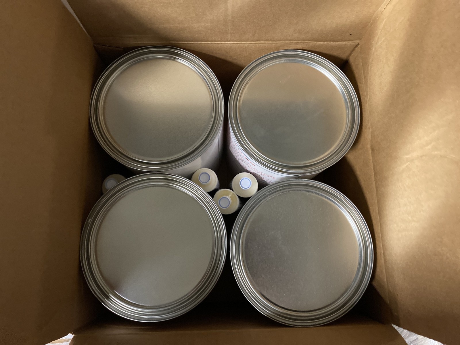 Detroit Body Filler Inc. 8 POUNDS /3.63 KG Lite Polyester Body Filler W Lot of 4