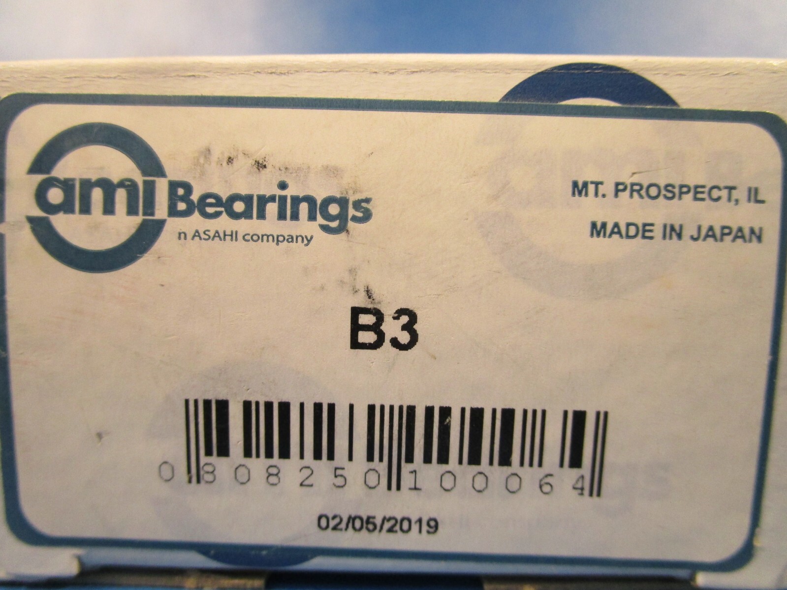 AMI B3 Ball Insert Bearing – Cylindrical Bore, 17 mm ID, Set Screw Locking (ASAH