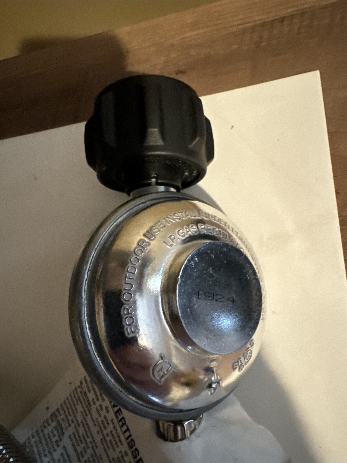 5’ Steel Braid Propane Grill Hose and Regulator . New , Type 1 Tank Valve
