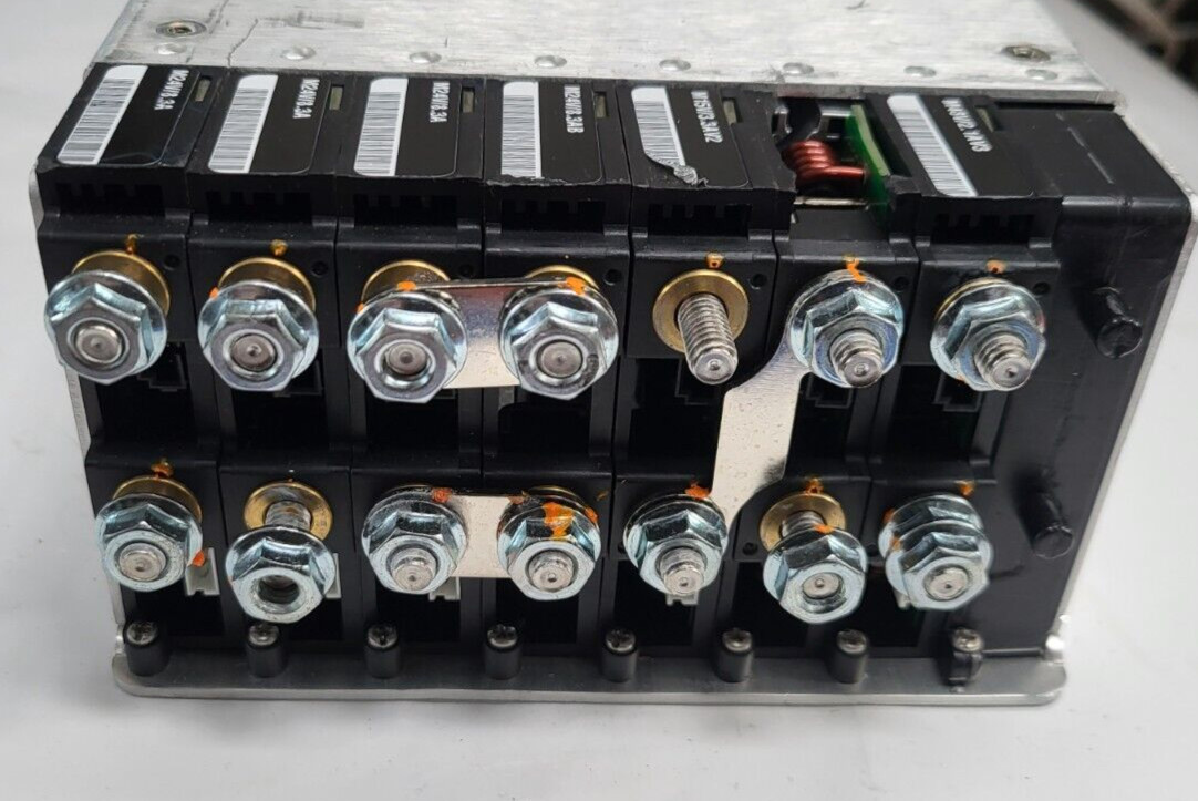 VICOR MP6-77533 PFC MEGAPAC POWER SUPPLY (R4s13.5)