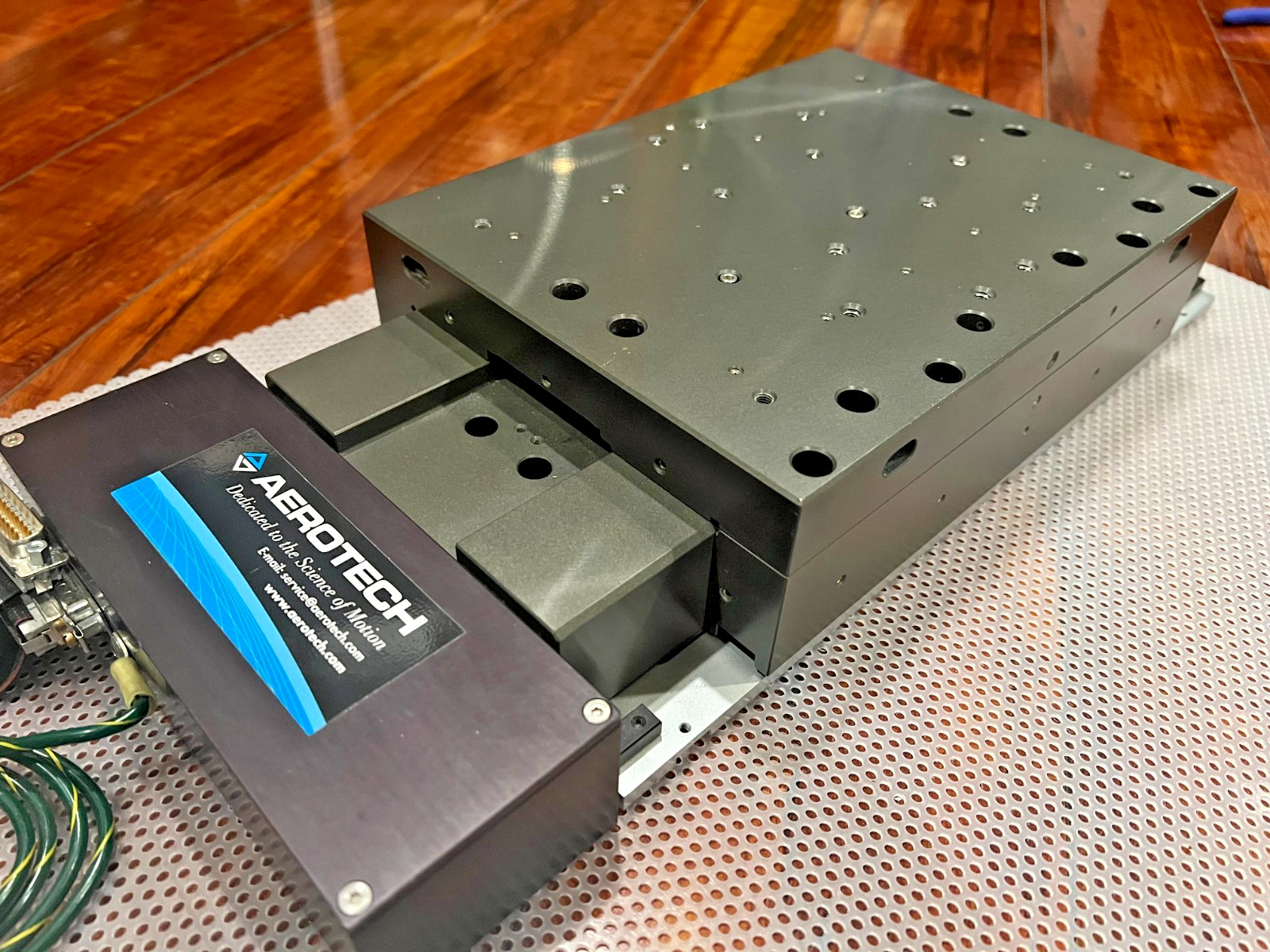 AEROTECH Model ABL10100L-ES16799, ABL10100L-LN/LOWER-XYT CMS Linear Stage