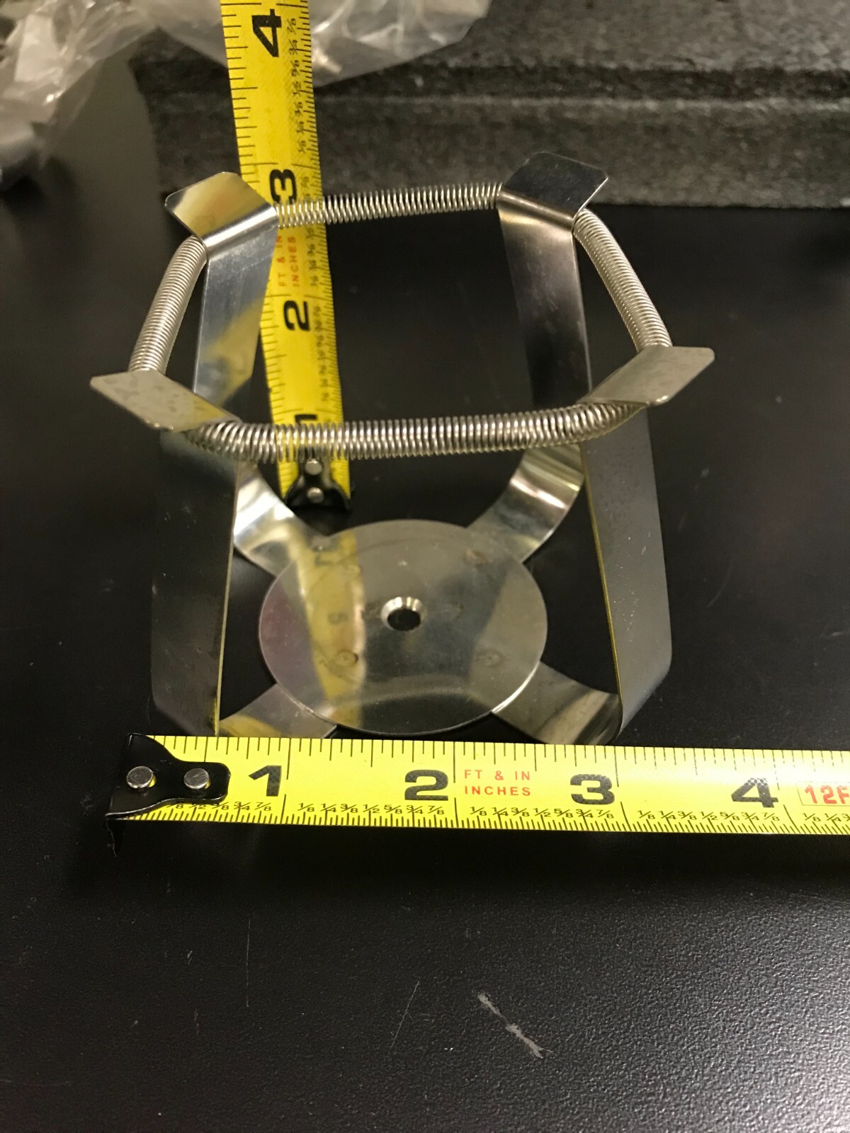 Lot of 8 Assorted Sizes Thermo Scientific Universal Orbital Shaker Clamps