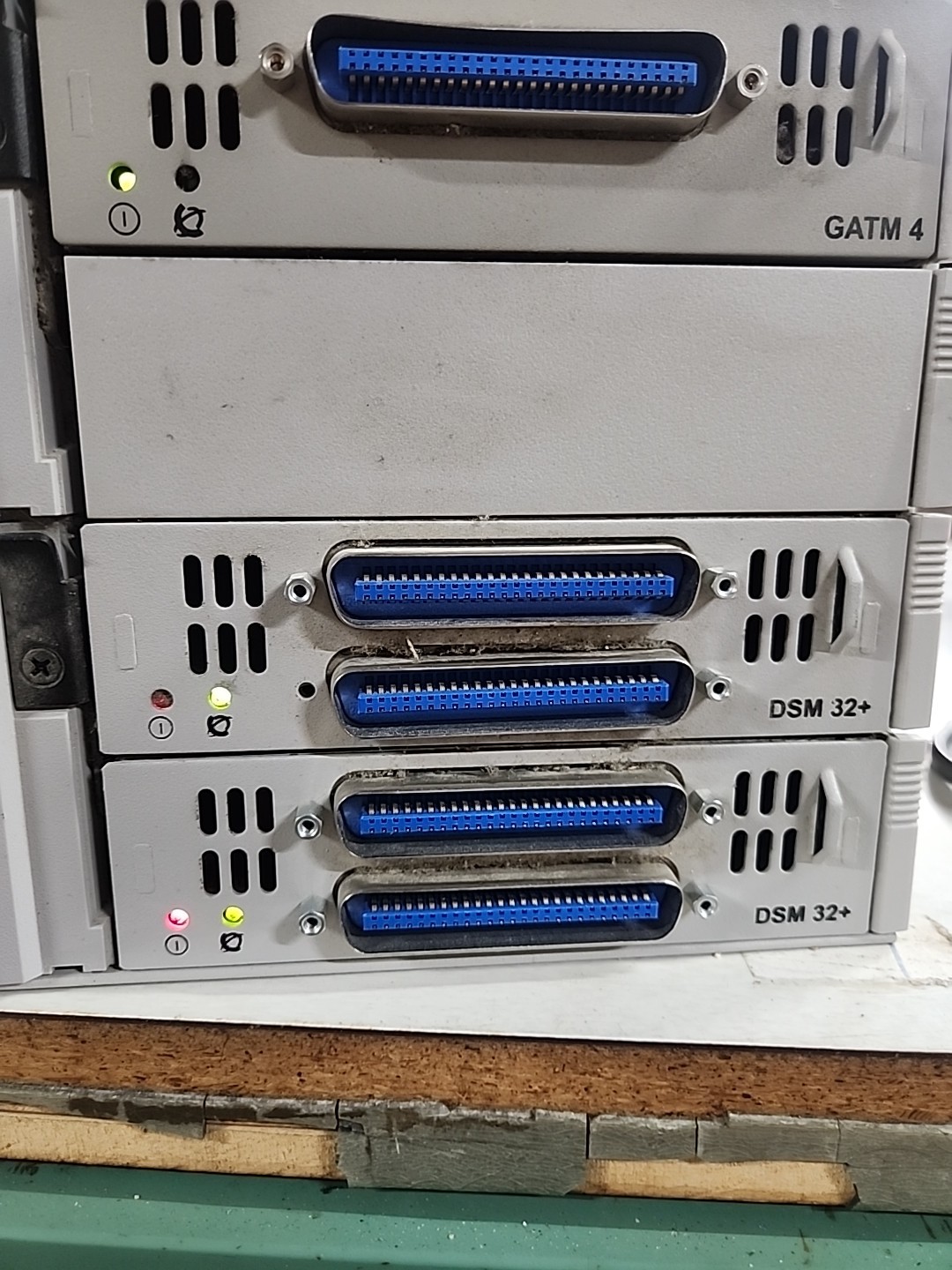 NORTEL BCM 400 Business Communications Manager 400 DSM 32+ GATM 4