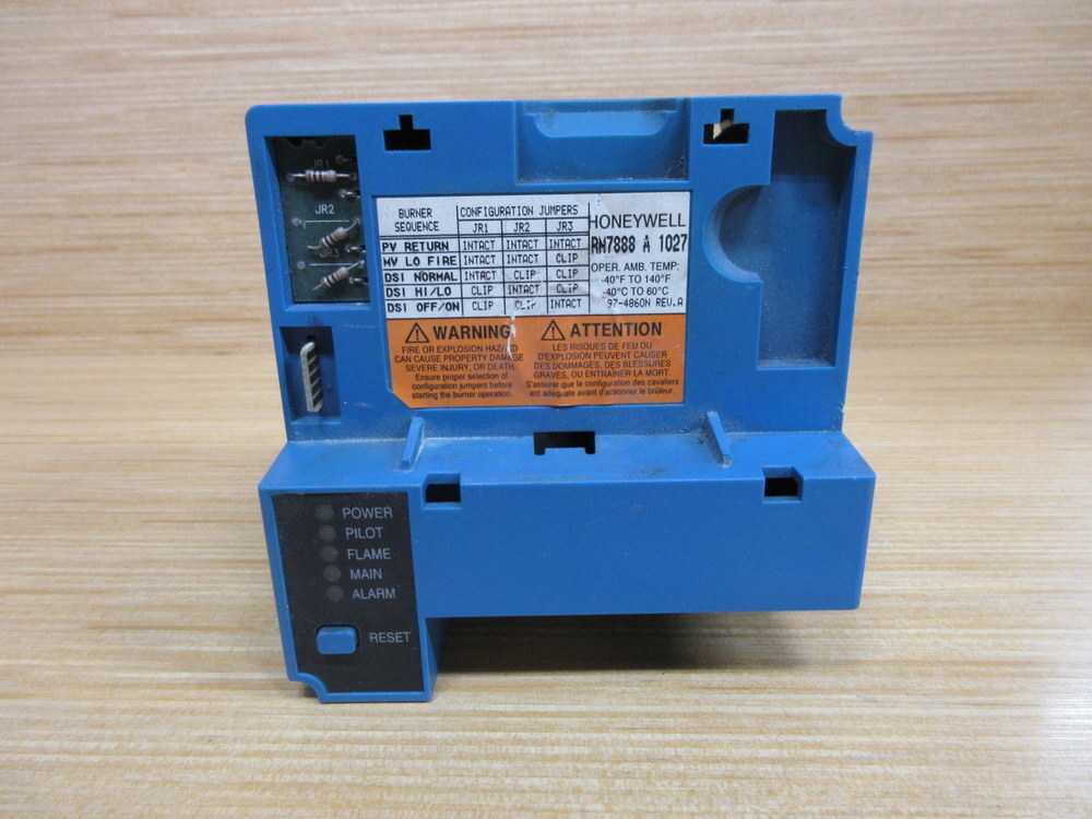 Honeywell RH7888 A 1027 Burner Control RH7888A1027 W/O Dust Cover