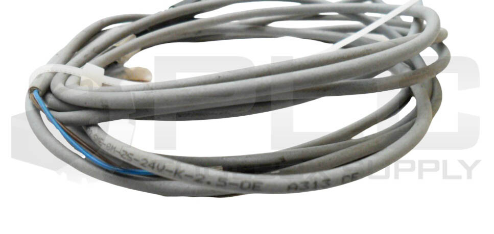 NEW FESTO SME-8M-ZS-24V-K-2.5-OE PROXIMITY SENSOR 2.5M 543872 *READ*