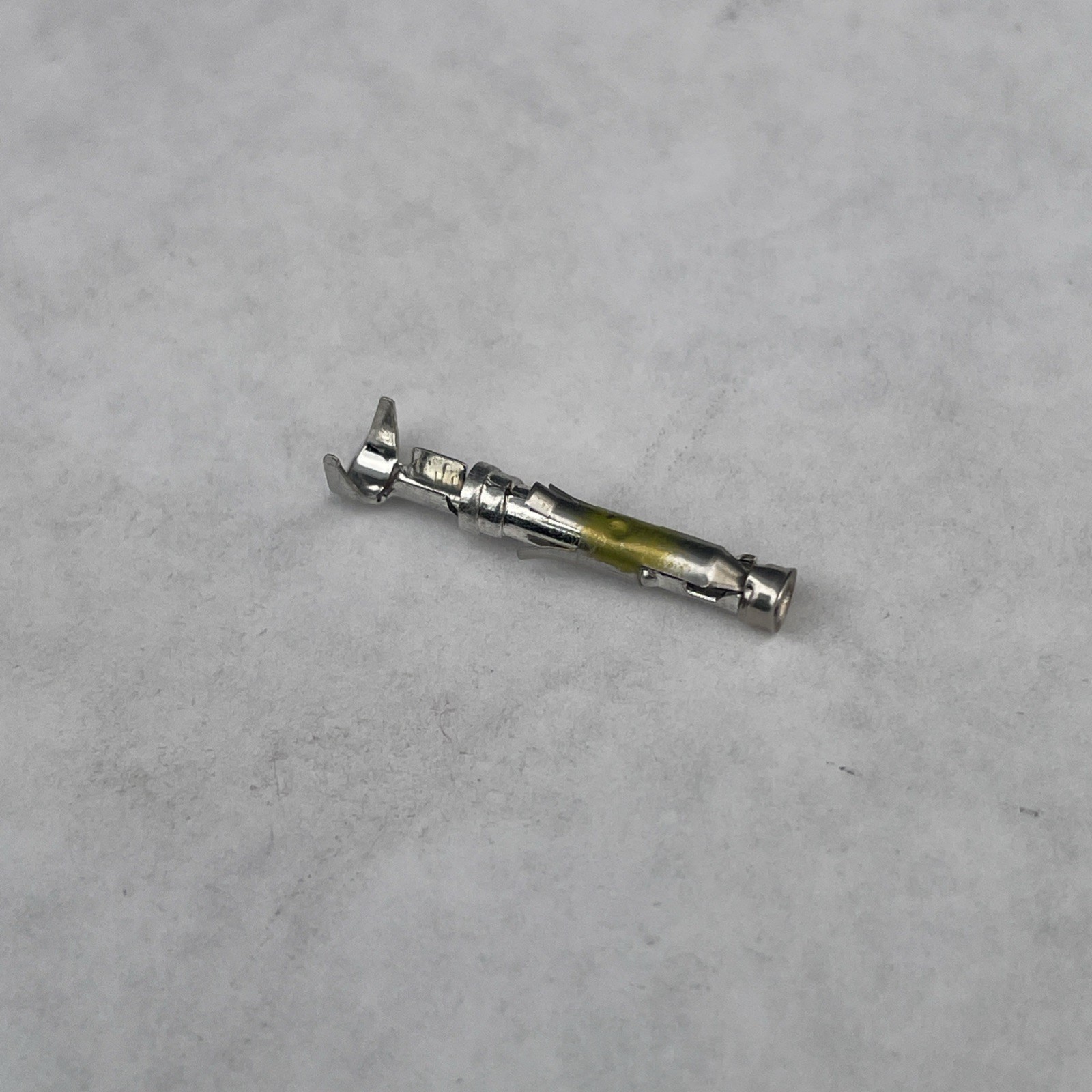 Lot of 150 – TE AMP 66565-7 Type III+ Series Female Crimp Contact New Other