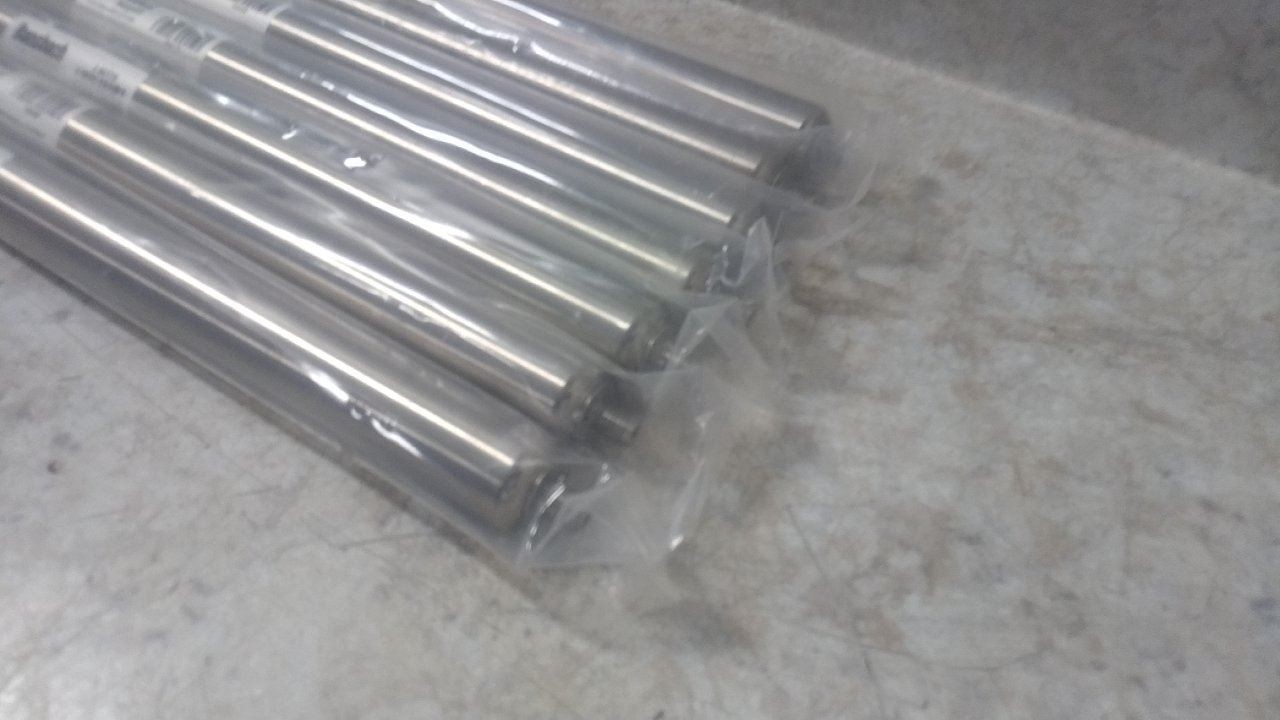 Bansbach Easylift 55402B 7 Pk 15-63/64 In Stroke Length 300 LBF Gas Spring