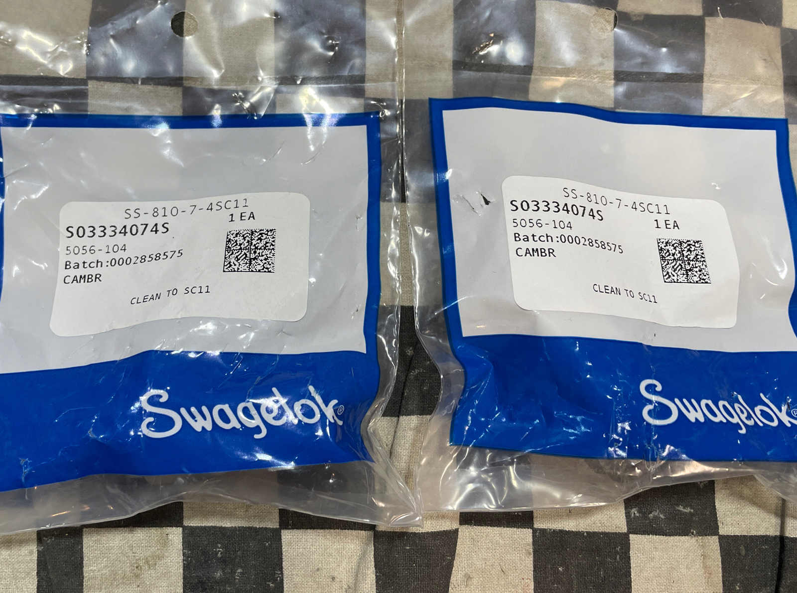 SWAGELOK TEE 1/2″, SS-810-3SC11 & SS-810-7-4SC11, LOT OF 4, SHIPSAMEDAY#1623AJ
