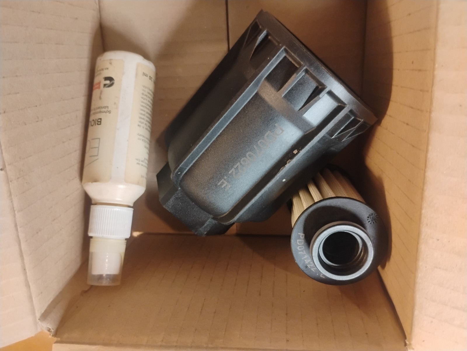 Mercedes-Benz Filter Kit A0001421089 OEM – Fast Ship