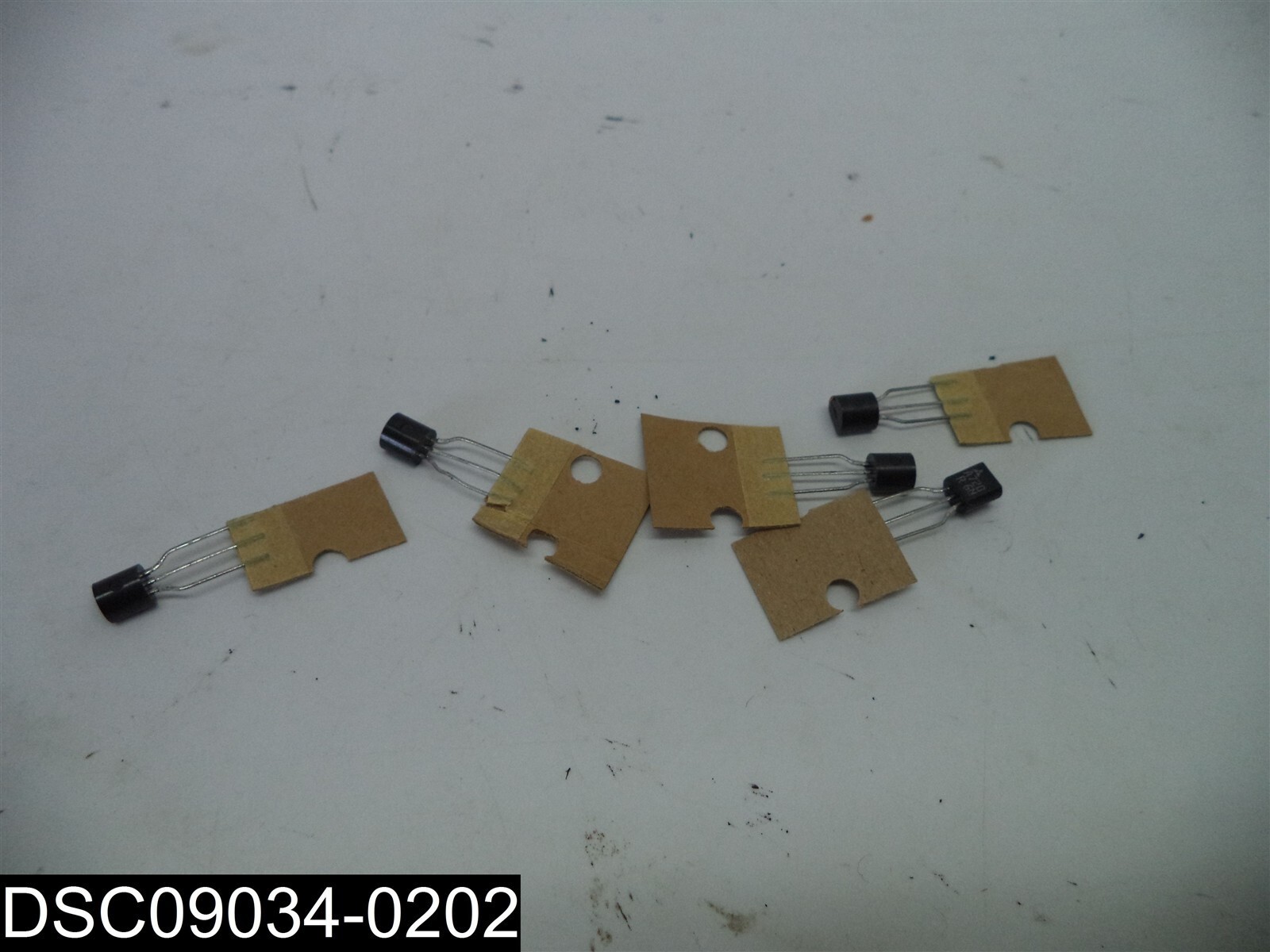 QTY=5: 921-1867 LG Zenith Xistor 6190100360 144761 A720 R 6N