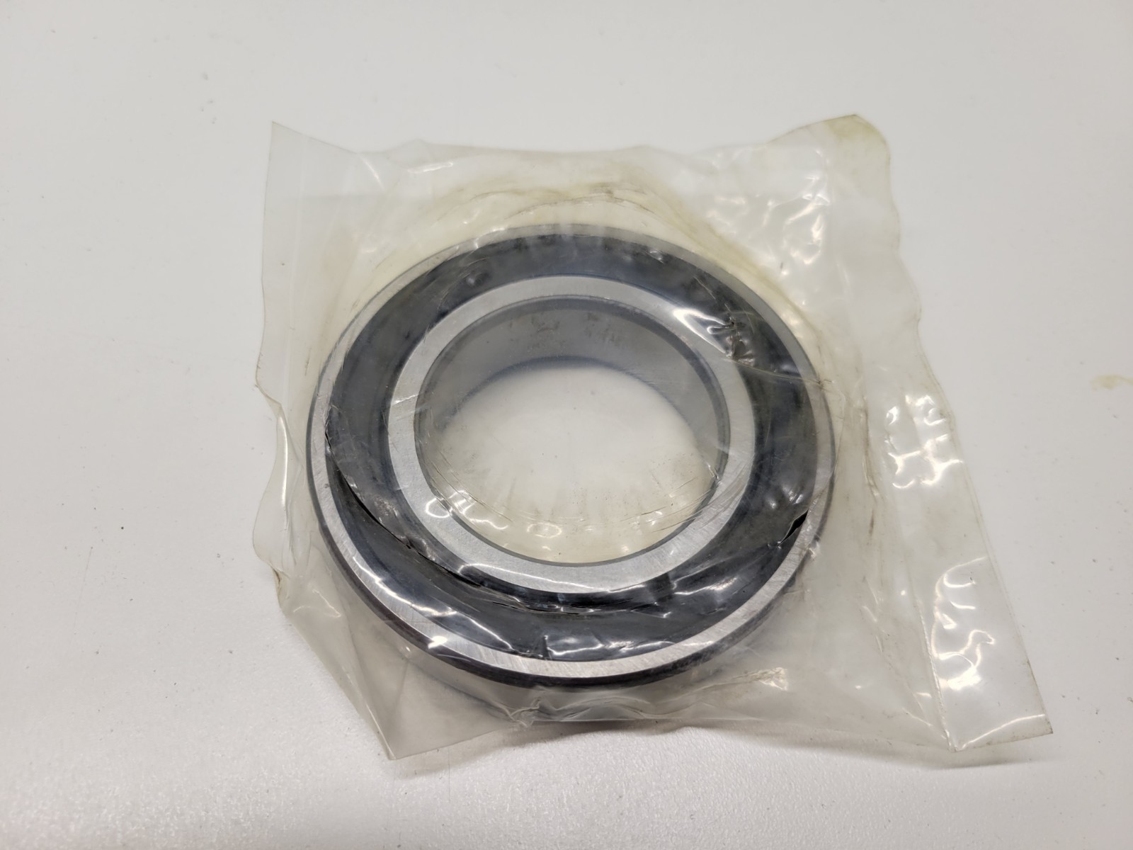 NEW OLD STOCK! SKF SINGLE SIDE SHIELD BALL BEARING 6210-2RS1/C3