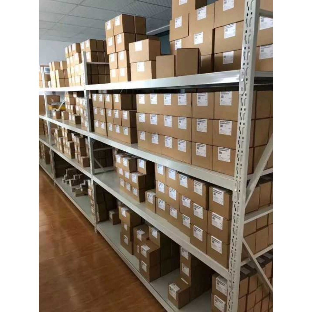 LENZE 1PC E82EV152K2C NEW E82EV152K-2C FREQUENCY INVERTER Fast shipping
