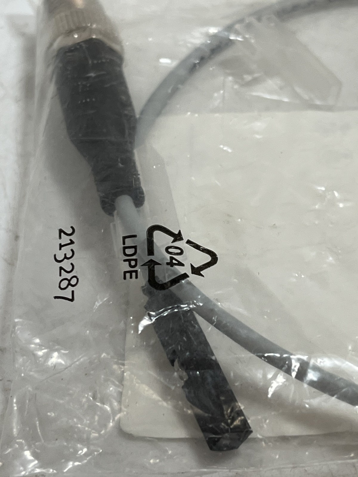 FESTO SMT-8M-A-PS-24V-E-0.3-M12 PROXIMITY SWITCH (574333) PNP NO 24VDC NIB