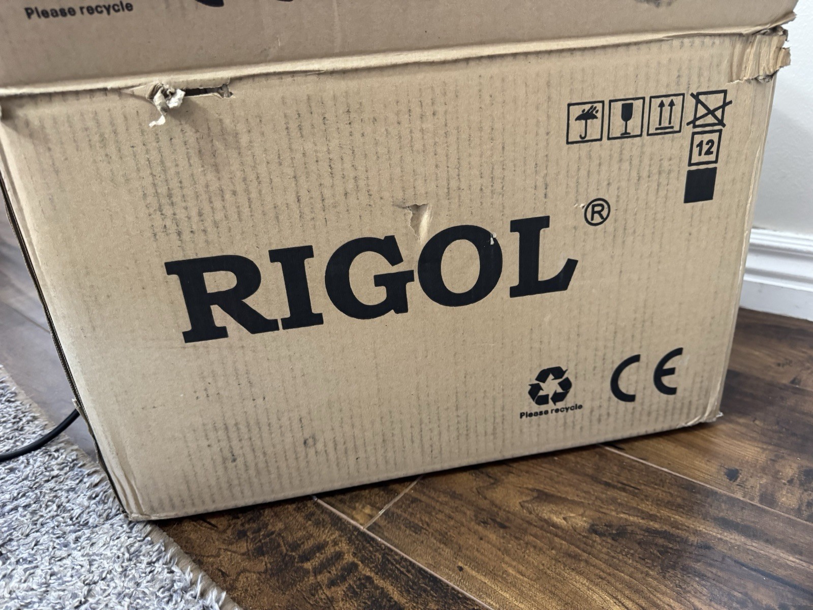 Rigol DS1204B Digital Oscilloscope LXI 4 Channel 200 MHz 2GSa/s