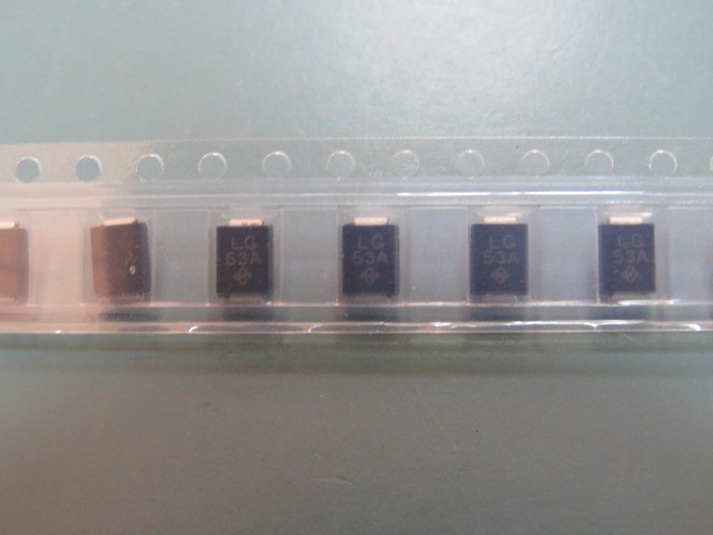 VISHAY SMBJ13CA-E3 Qty of 800 per Lot 21.5V Clamp 27.9A Ipp Tvs Diode Surface