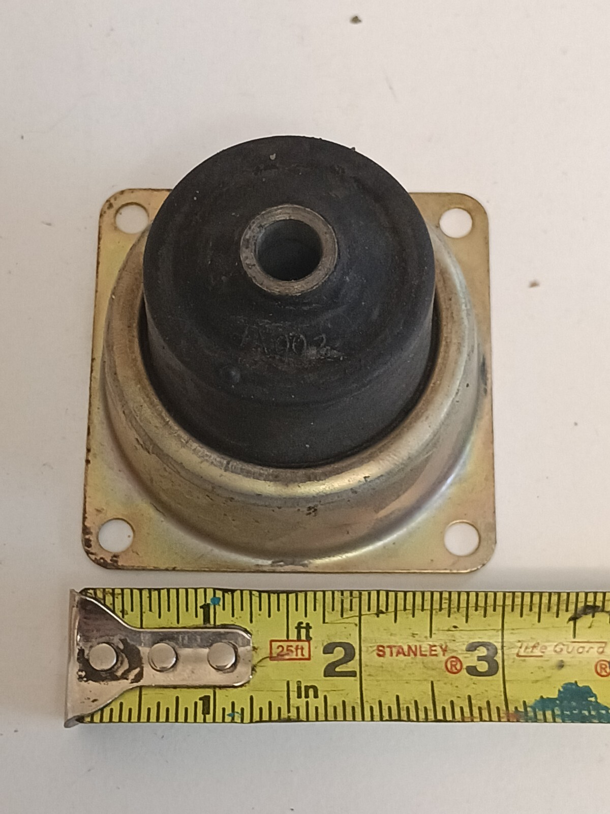 3″ x 3″ x 2.38″ bolt down vibration damping dampening mount 6008K71 90 lb