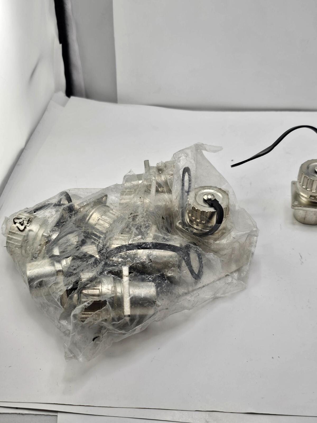 (QTY 10) Amphenol Circular MIL Spec Connector 785-10000 Housing Aluminum