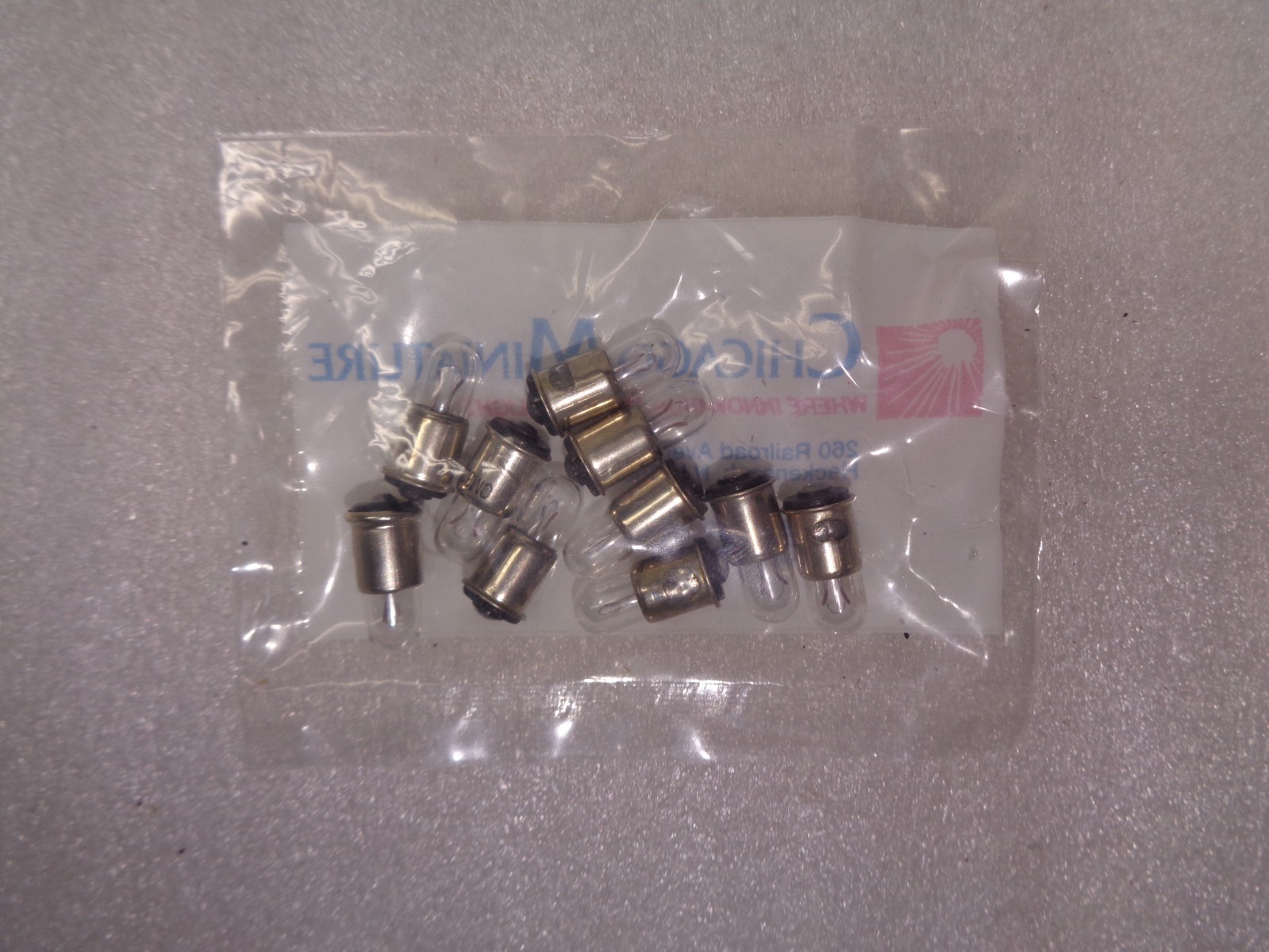 CHICAGO MINIATURE LAMPS INSTR. LIGHT BULBS CM328 / 328 SET OF 10 EACH NEW