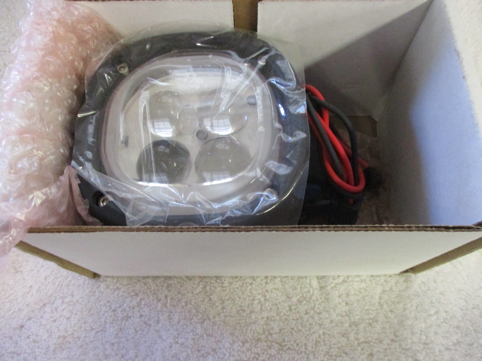 NIB TYRI Bluepoint Safety Lamp CLD-406-1