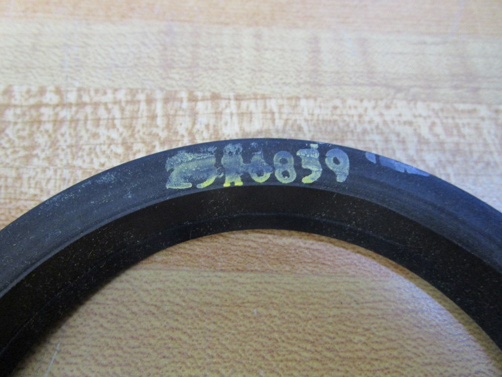 Garlock 25003-6839 Klozure Oil Seal 250036839