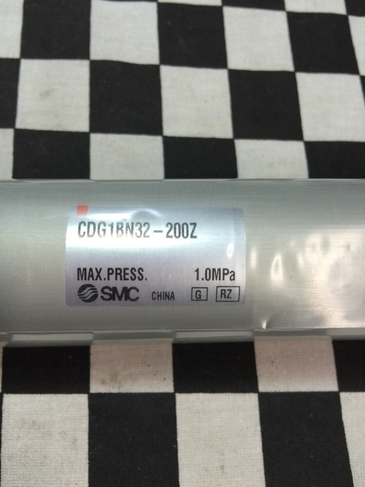 LOT OF 2, SMC Cylinder CDG1BN32200Z, CDG1BN32-200Z, ShipSameDay #1374T