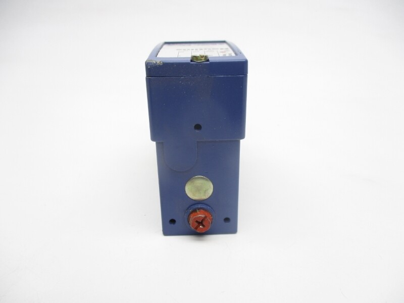 TELEMECANIQUE XMLA020A1S11 500V 1.5A 290PSI NSNP