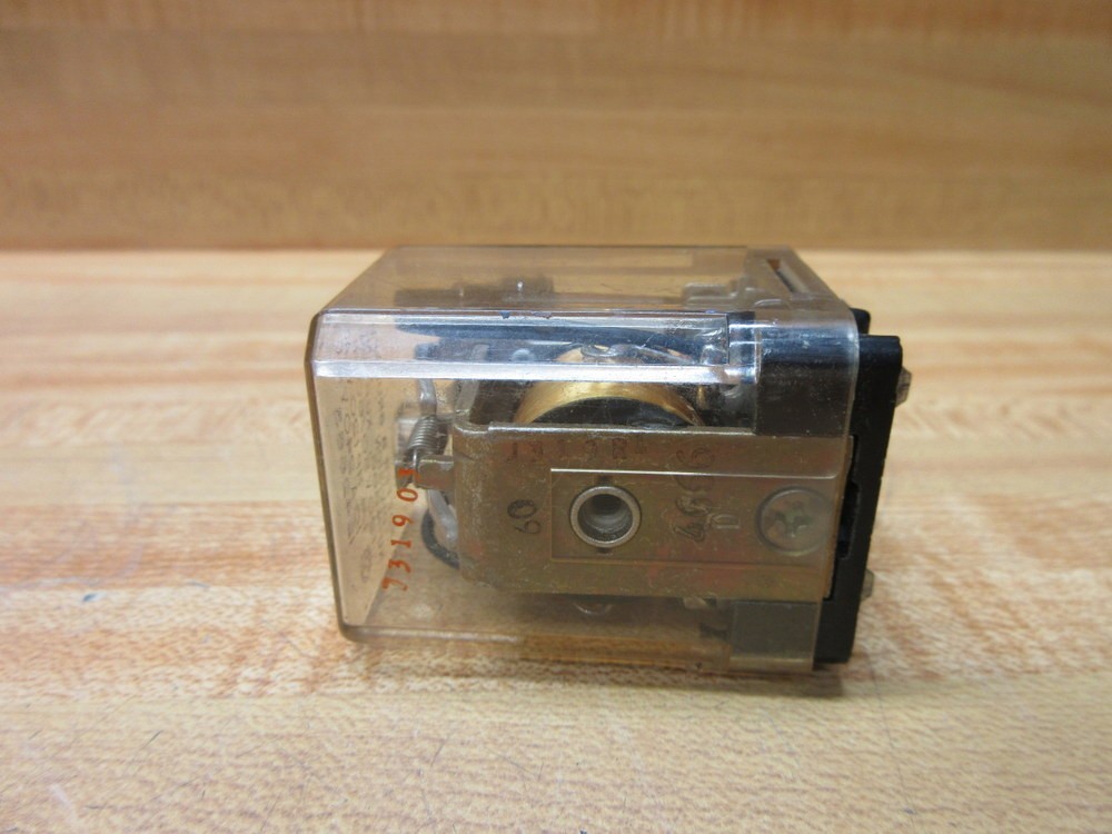 Potter & Brumfield KU-4666 120V Power Relay KUP14A15