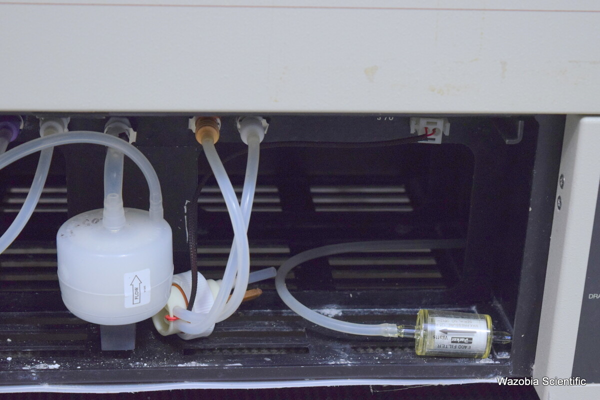 BD BECTON DICKINSON FACSCAN FLUORESCENCE ACTIVATED CELL ANALYZER WITH DETECTORS