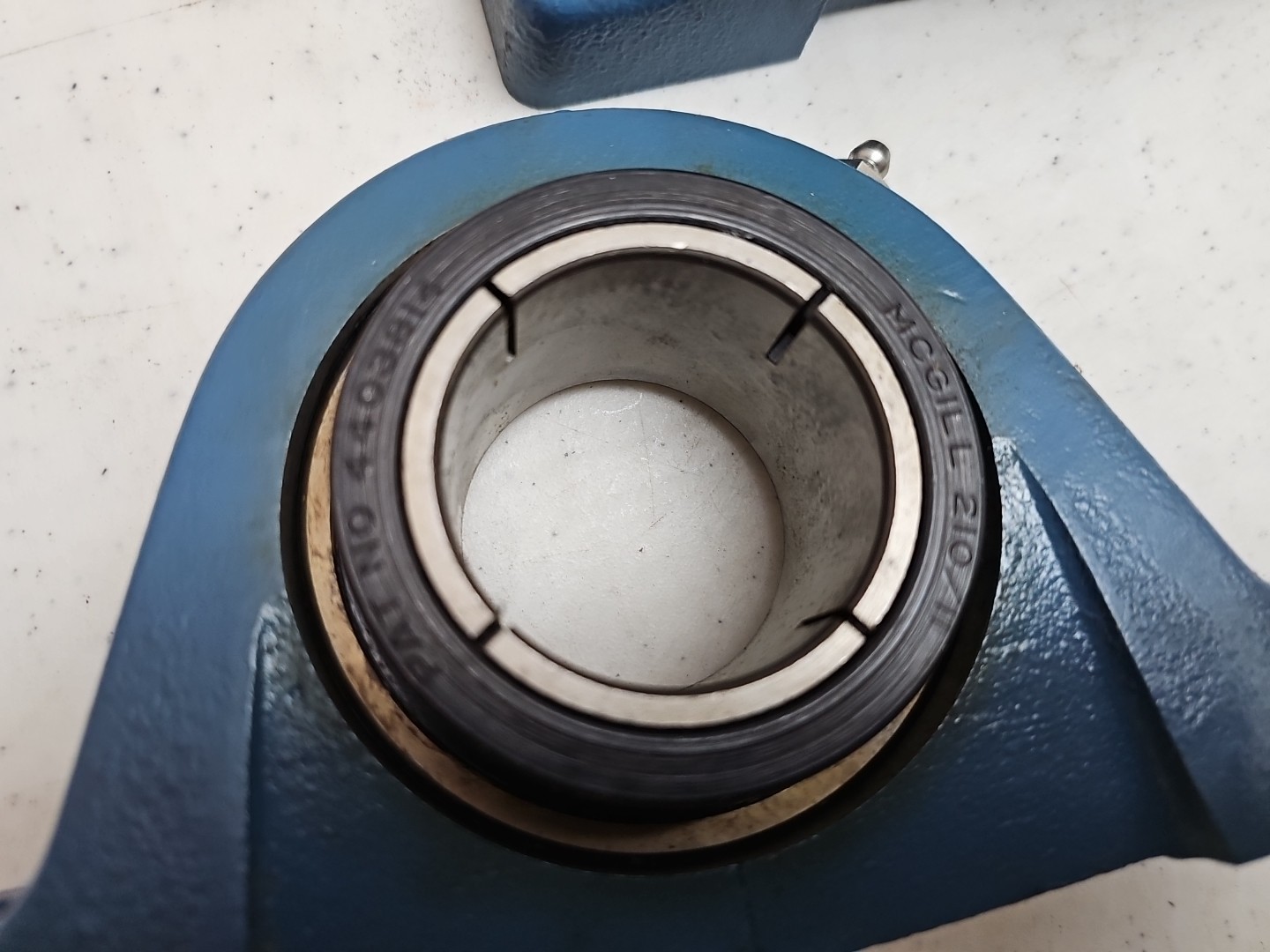 (LOT OF 2) MCGILL C-25-1-15/16 NYLA-K PILLOW BLOCK BEARING C25115/16