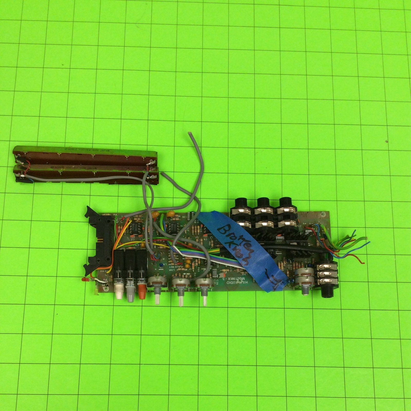 Hill MM1X Audio Mixer MULTIMIX-3 Board (BROKEN Knob)