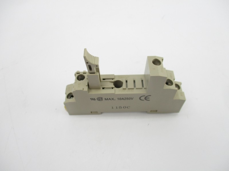 OMRON P2RF-05-E 250V 10A (PKG OF 50) NSMP